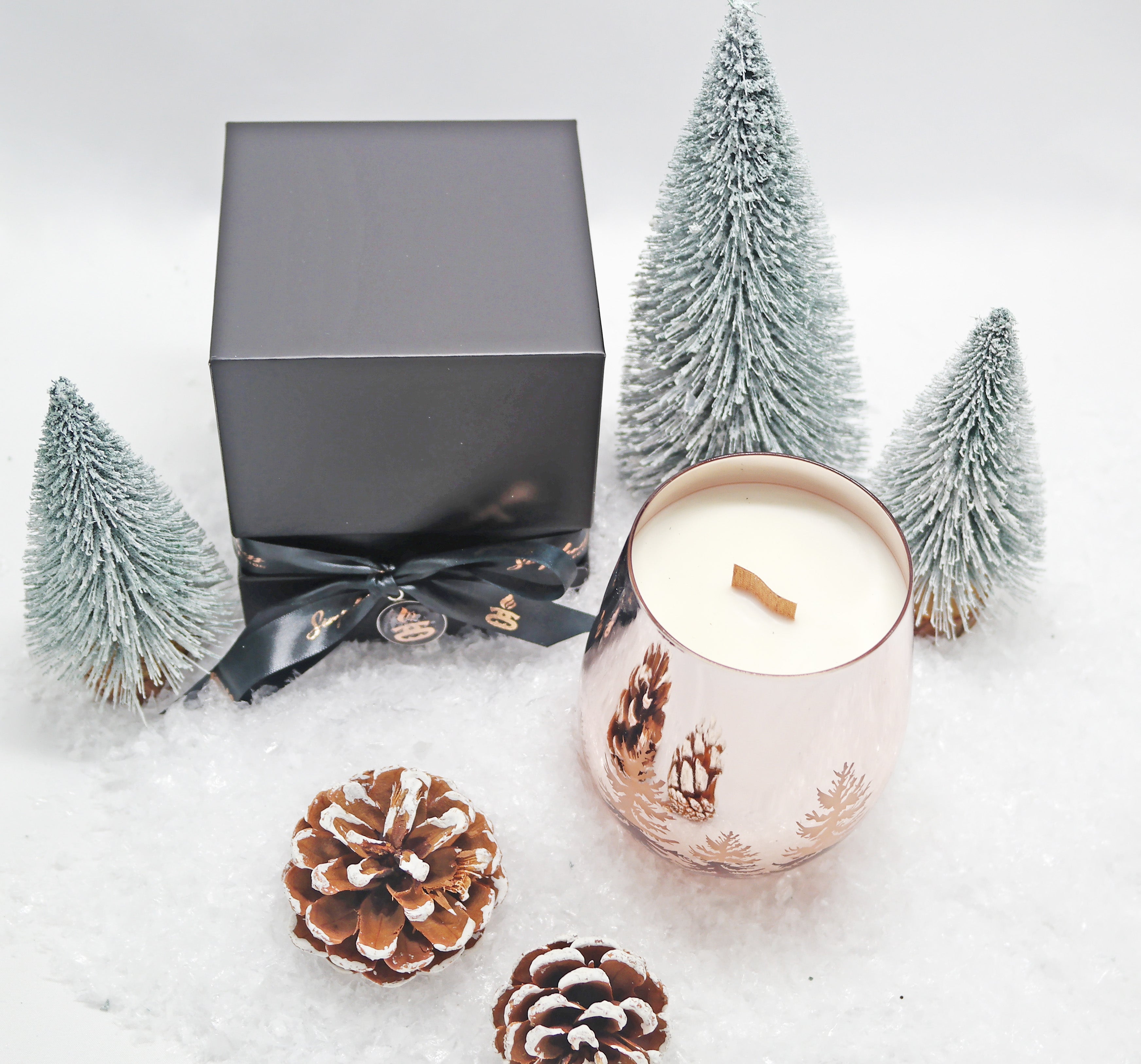 Simple Scents Rose Gold Christmas Candle & Gift Box